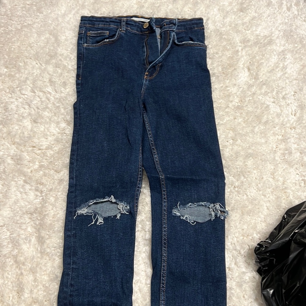 Size 6 Zara jeans! Worn once